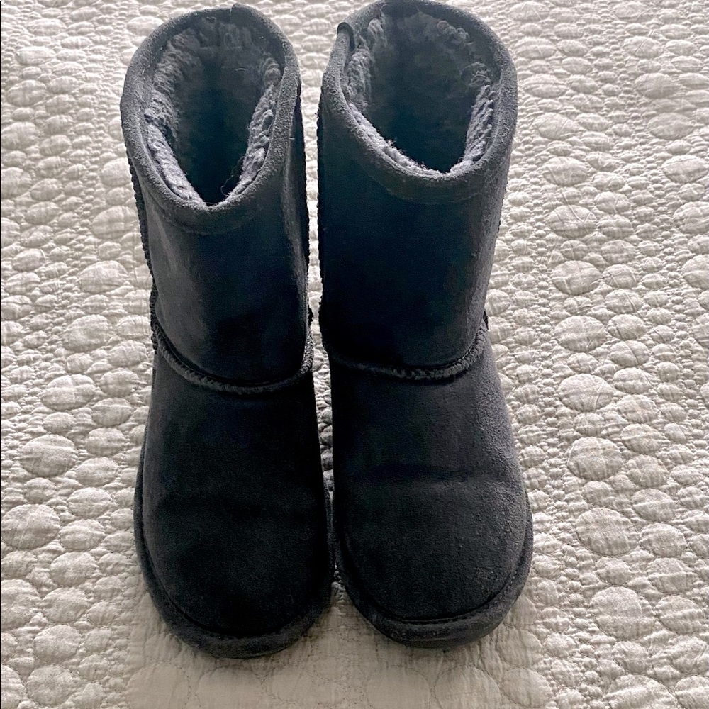 EUC BearPaw Girl’s Boots
